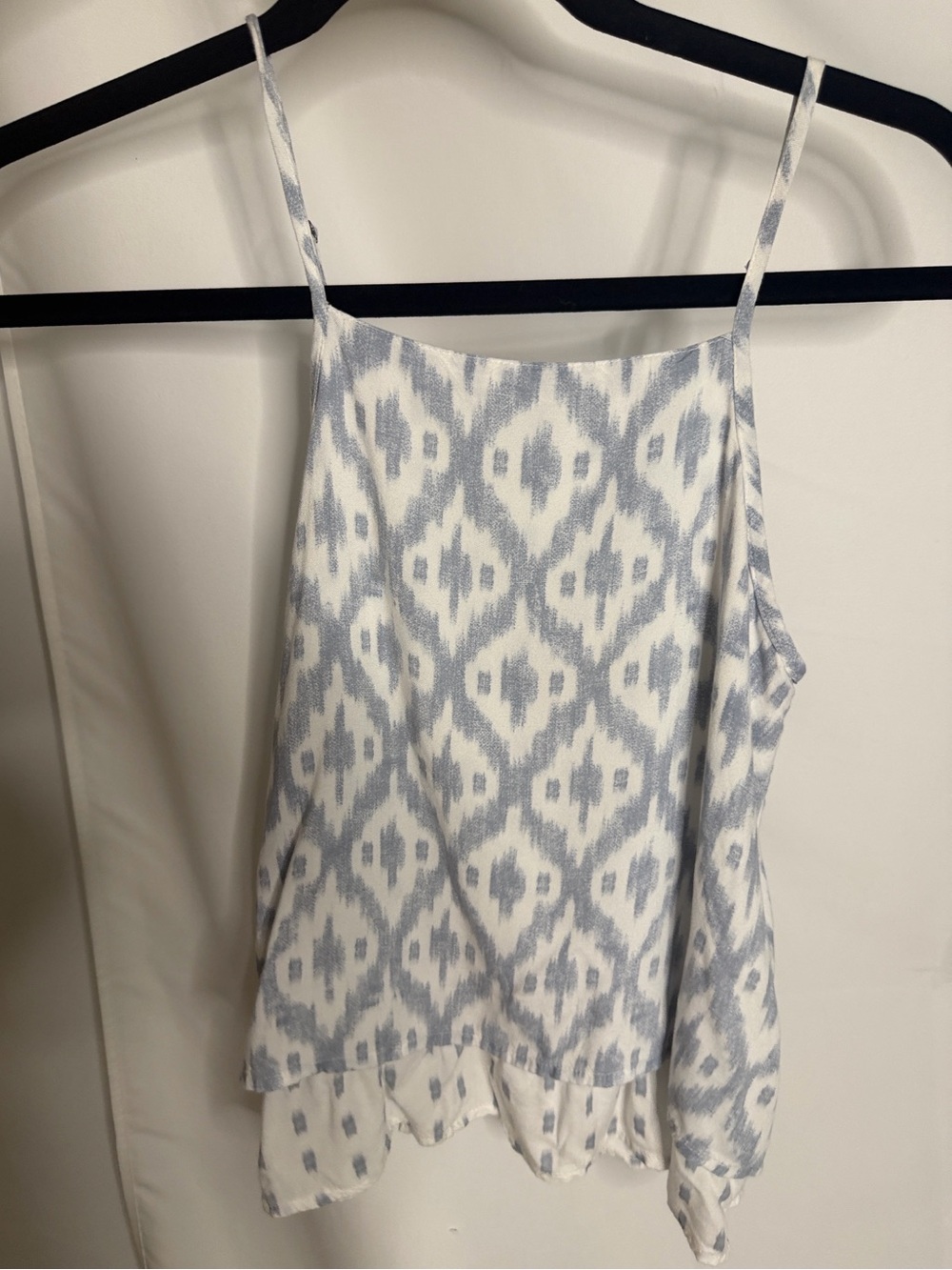 ABERCROMBIE KIDS BLUE/WHITE FLOWY LAYERED TANK TOP